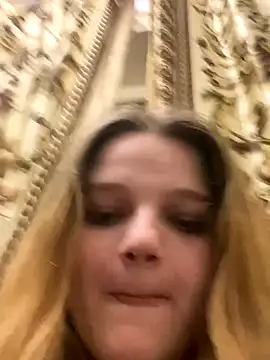 Snapshot of -MimmiLissa- chatting on 10-24-25, 07:32 -MimmiLissa- online show from 10-24-25, 07:32