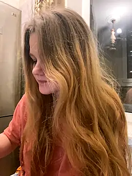 Snapshot of -MimmiLissa- chatting on 11-08-25, 05:45 -MimmiLissa- online show from 11-08-25, 05:45