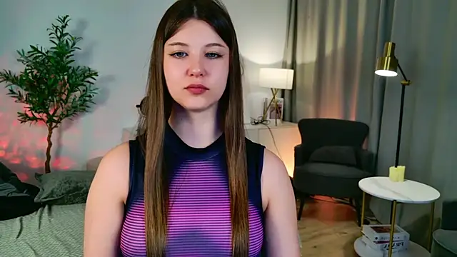 ElizaMild online show from 06-04-26, 01:17