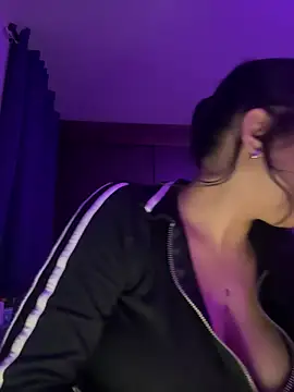 Snapshot of Naiara_sex chatting on 02-13-26, 07:26 Naiara sex online show from 02-13-26, 07:26