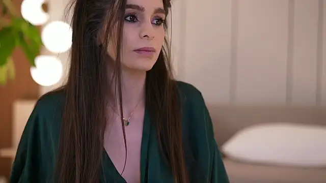 DoviaClaire online show from 01-16-26, 08:29