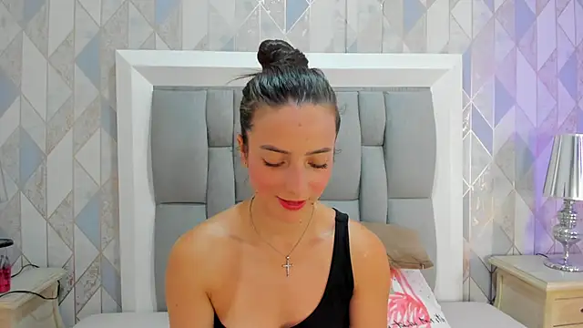 Princsgirl  online show from 10-04-25, 07:45