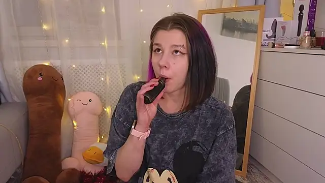 Mira Falls online show from 01-15-25, 08:51