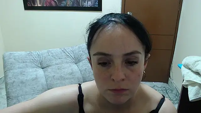Snapshot of antara_hotgirl chatting on 05-20-26, 09:10 antara hotgirl online show from 05-20-26, 09:10