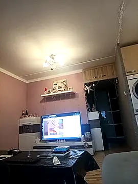 Snapshot of Milda121 chatting on 01-08-26, 07:21 Milda121 online show from 01-08-26, 07:21