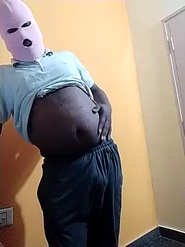 Snapshot of Indianguymohan chatting on 10-18-25, 05:57 Indianguymohan online show from 10-18-25, 05:57