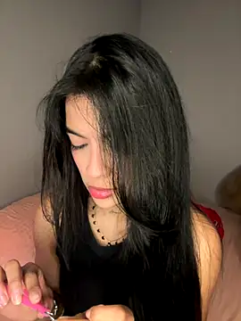 Snapshot of Sammy_pink chatting on 12-23-25, 03:48 Sammy pink online show from 12-23-25, 03:48