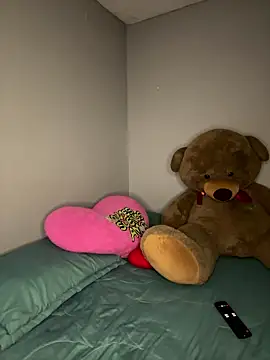 Snapshot of Sammy_pink chatting on 01-09-26, 12:57 Sammy pink online show from 01-09-26, 12:57