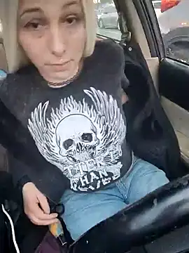 Snapshot of Babii_Nova chatting on 02-08-25, 12:49 Babii Nova online show from 02-08-25, 12:49