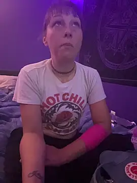 Snapshot of Babii_Nova chatting on 10-10-25, 01:04 Babii Nova online show from 10-10-25, 01:04