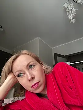 LuxuryNika online show from 02-16-26, 01:40