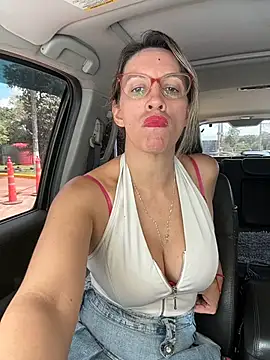 Gatitacarlita online show from 02-21-26, 02:29