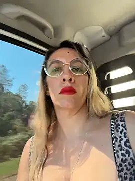 Gatitacarlita online show from 03-30-26, 01:56