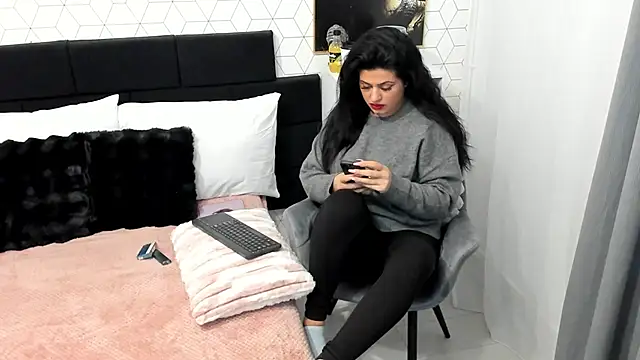 Heidix online show from 02-17-25, 04:42