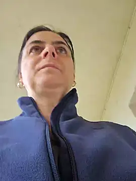 IsabelleCraft online show from 11-22-25, 11:20