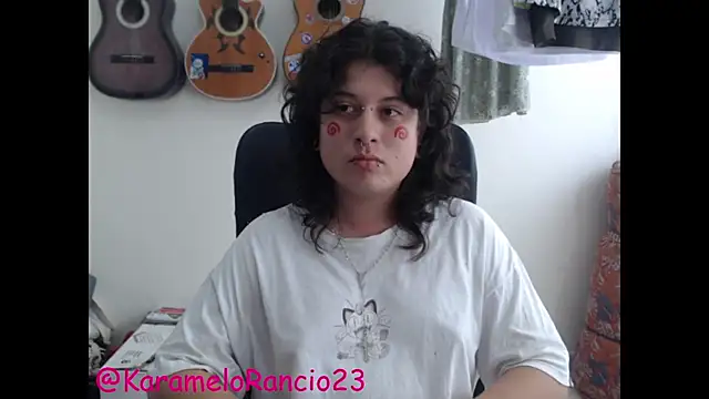 Snapshot of Smoke_trip_Alicia chatting on 02-03-25, 03:49 Smoke trip Alicia online show from 02-03-25, 03:49