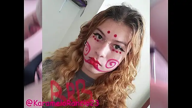 Snapshot of Smoke_trip_Alicia chatting on 02-22-25, 03:14 Smoke trip Alicia online show from 02-22-25, 03:14