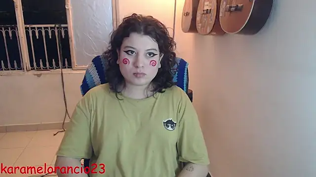 Snapshot of Smoke_trip_Alicia chatting on 10-03-25, 05:26 Smoke trip Alicia online show from 10-03-25, 05:26