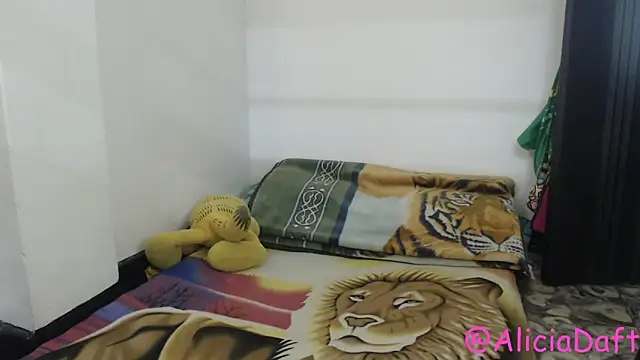 Smoke trip Alicia online show from 03-10-26, 03:00