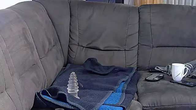 Snapshot of grandcool chatting on 10-16-25, 04:46 grandcool online show from 10-16-25, 04:46