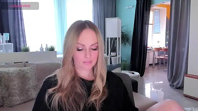 Libby Nora online show from 03-12-25, 09:02