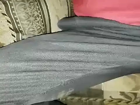 Snapshot of robertocastillo-2017 chatting on 01-20-25, 07:47 robertocastillo-2017 online show from 01-20-25, 07:47