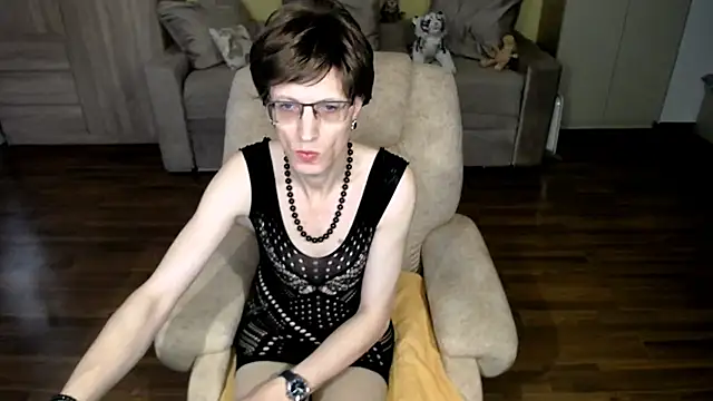 clementine online show from 04-11-26, 07:56