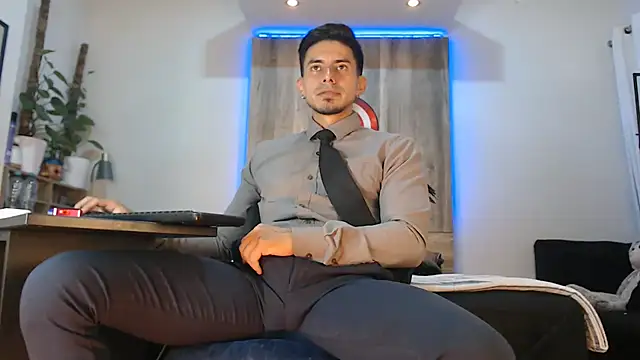 Andrew 4  online show from 04-24-26, 04:59