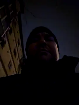 Snapshot of Andrew1900529 chatting on 12-30-24, 07:00 Andrew1900529 online show from 12-30-24, 07:00