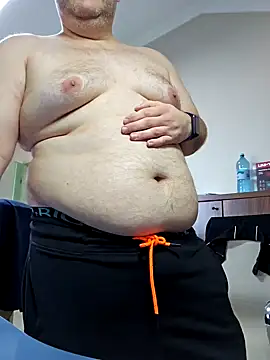 Snapshot of Andrew1900529 chatting on 01-30-25, 01:42 Andrew1900529 online show from 01-30-25, 01:42