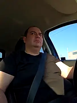 Snapshot of Andrew1900529 chatting on 03-05-25, 02:45 Andrew1900529 online show from 03-05-25, 02:45