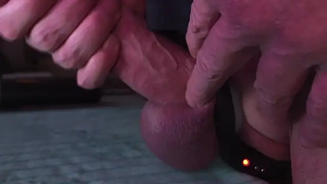 Snapshot of NylonHype chatting on 01-25-25, 10:50 NylonHype online show from 01-25-25, 10:50