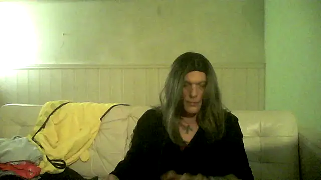 SassyAmanda87 online show from 10-27-25, 07:29