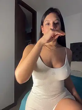 Snapshot of kamivolkano chatting on 02-03-26, 05:18 kamivolkano online show from 02-03-26, 05:18