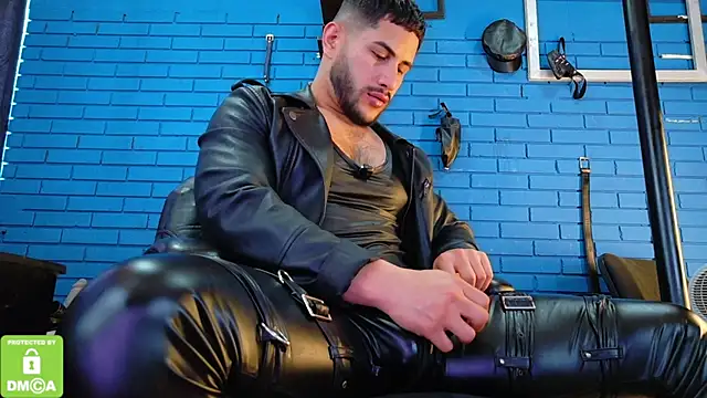 TheIan26 online show from 12-14-25, 06:23