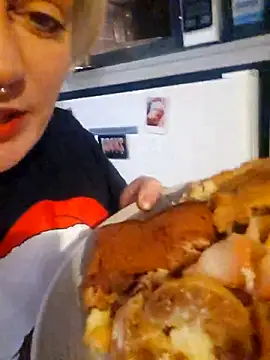 PinkTheHawk online show from 11-23-25, 08:25