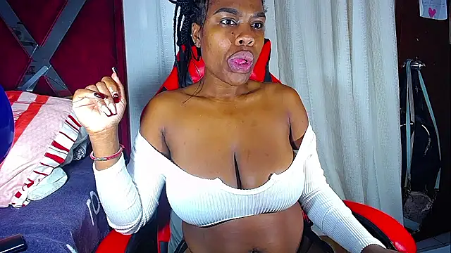 DanisaBrown online show from 01-10-26, 04:20