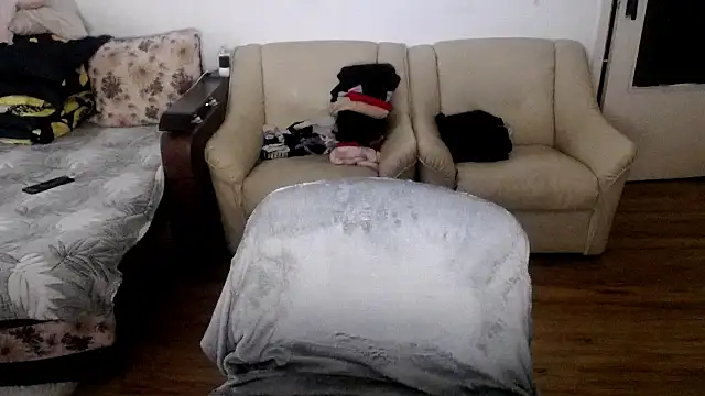 SexxyLety online show from 11-27-25, 10:50