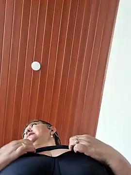 emma tour online show from 12-29-24, 03:03