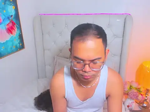 AsianZero online show from 04-30-26, 05:36