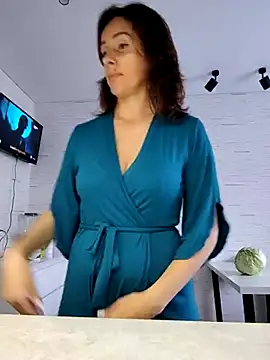 Snapshot of EvaXOAir chatting on 09-24-25, 02:48 EvaXOAir online show from 09-24-25, 02:48