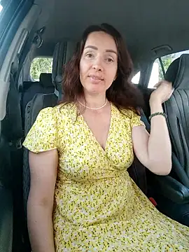 Snapshot of EvaXOAir chatting on 06-17-26, 02:36 EvaXOAir online show from 06-17-26, 02:36