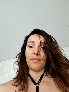 Snapshot of EvaXOAir chatting on 07-06-26, 04:31 EvaXOAir online show from 07-06-26, 04:31