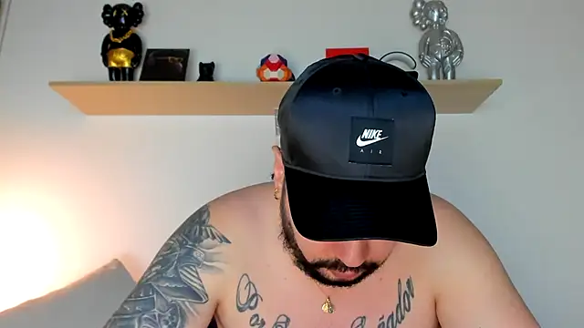 camilo restrepo21 online show from 01-07-25, 12:24