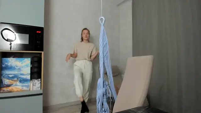 why again me online show from 11-30-25, 07:51