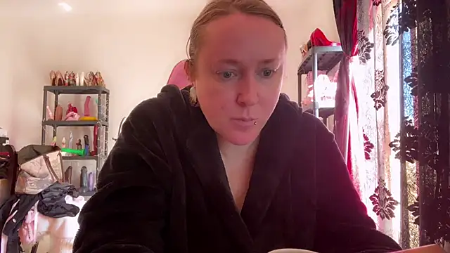 kisicaxx online show from 02-24-26, 09:18