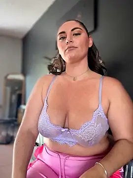lovely beast online show from 04-30-26, 04:46