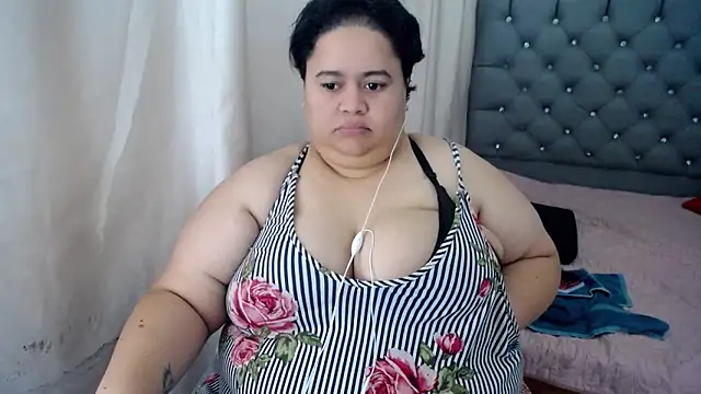 hotlesby4uxxx online show from 12-12-24, 11:03