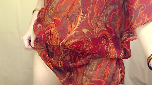 Snapshot of Fun4tipz chatting on 02-25-25, 05:47 Fun4tipz online show from 02-25-25, 05:47