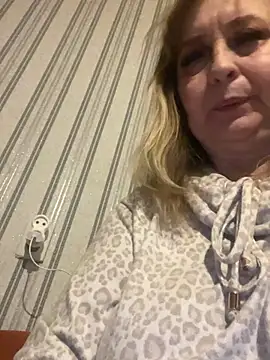 Irina2909xh online show from 02-25-26, 06:28